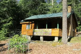 Photograph of Hominy Ridge Lodge & Cabins, Clarington