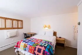 Photograph of Lake Harmony Inn, Lake Harmony