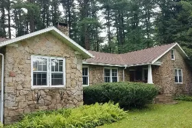 Photograph of Shamrock Woods Lodge, Vowinckel