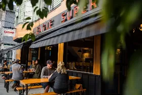 Photograph of Chomp Kitchen & Drinks, Warren