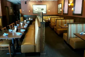 Photograph of Arturo Joe's, Narragansett
