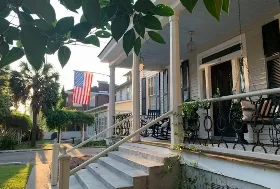 Photograph of Chesnut Cottage Bed & Breakfast, Columbia