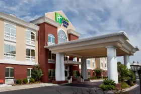 Photograph of Holiday Inn Express, Sumter