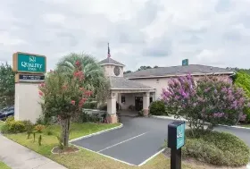 Photograph of Quality Inn, Goose Creek