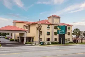 Photograph of Quality Inn, Columbia