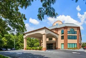 Photograph of Best Western Carowinds, Fort Mill