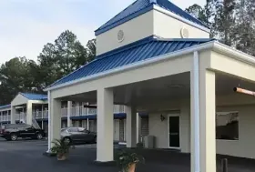 Photograph of Rodeway Inn, Walterboro