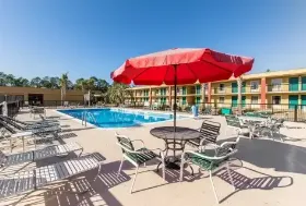 Photograph of Rodeway Inn,