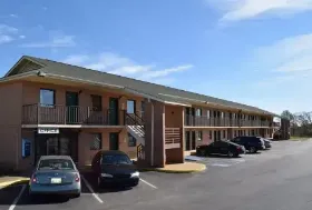 Photograph of Econo Lodge, Richburg