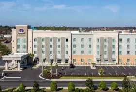 Photograph of Comfort Suites, North Charleston
