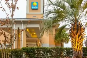 Photograph of Comfort Inn, North Charleston