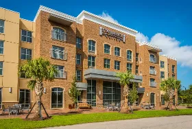 Photograph of Staybridge Suites Charleston - Mount Pleasant, Mt Pleasant