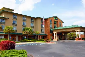 Photograph of Holiday Inn Express, Bluffton