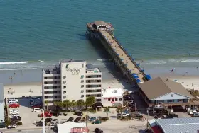 Photograph of Kingfisher Inn, Garden City