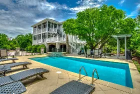 Photograph of Debordieu Rentals, Georgetown