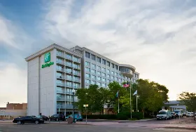 Photograph of Holiday Inn Sioux Falls-City Centre, Sioux Falls