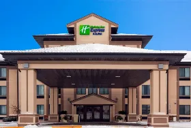 Photograph of Holiday Inn Express, Winner