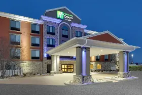 Photograph of Holiday Inn Express, Mitchell