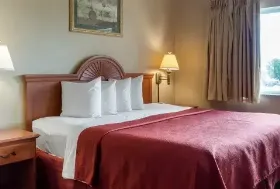 Photograph of Quality Inn, Brookings