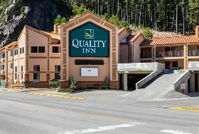 Photograph of Quality Inn, Keystone