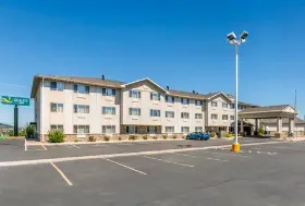 Photograph of Quality Inn, Rapid City