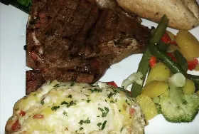 Photograph of Tailgators Sports Bar & Grill, Brandon