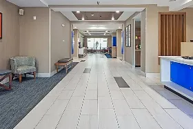 Photograph of Holiday Inn Express, Chattanooga