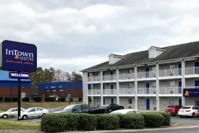 Photograph of Intown Suites Gunbarrel Road, Chattanooga