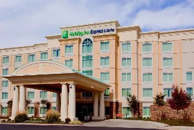 Photograph of Holiday Inn Express, Jackson