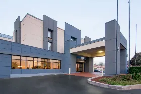 Photograph of Holiday Inn Express, Nashville