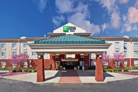 Photograph of Holiday Inn Express, Manchester