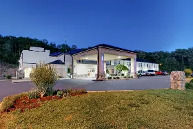Photograph of Holiday Inn Express, Hurricane Mills