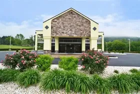 Photograph of Best Western Cades Cove Inn, Townsend
