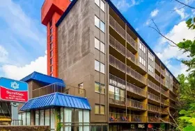 Photograph of Surestay Plus Hotel By Best Western, Gatlinburg
