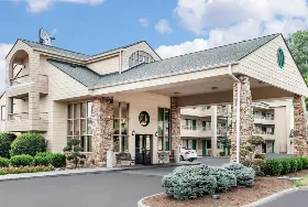 Photograph of Quality Inn, Pigeon Forge