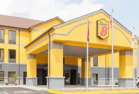 Photograph of Super 8, Crossville