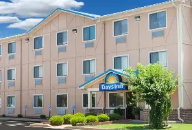 Photograph of Days Inn, Dyersburg
