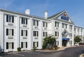 Photograph of Baymont by Wyndham, Columbia