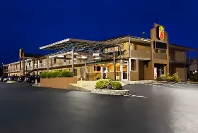 Photograph of Super 8, Jackson