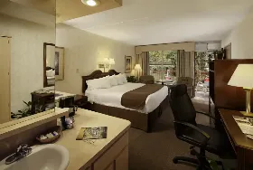 Photograph of Zoders Inn And Suites, Gatlinburg