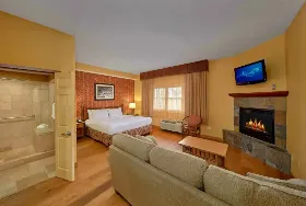 Photograph of Bearskin Lodge, Gatlinburg