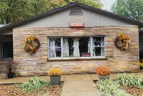 Photograph of Jordan Motel, Jamestown