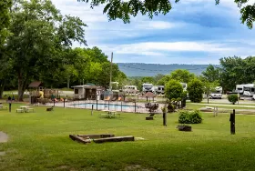 Photograph of Raccoon Mountain Caverns and Campground, Chattanooga