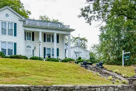 Photograph of Tolley House Bed & Breakfast, Lynchburg