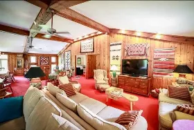 Photograph of Cascade Hollow Lodge, Normandy