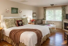 Photograph of Chanticleer Inn Bed & Breakfast, Lookout Mountain