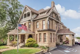 Photograph of Mayor's Mansion Inn Bed and Breakfast, Chattanooga