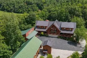 Photograph of Moose Hollow Lodge, Sevierville