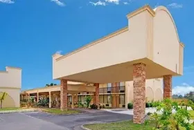 Photograph of Econo Lodge, Baytown
