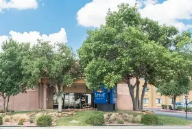 Photograph of Baymont Inn and Suites Airport, Midland
